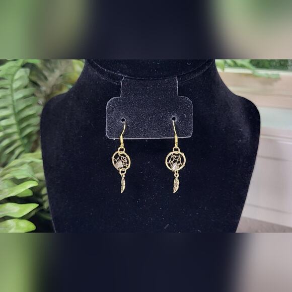 Handmade Western Boho Dreamcatcher Earrings - Picture 5 of 6